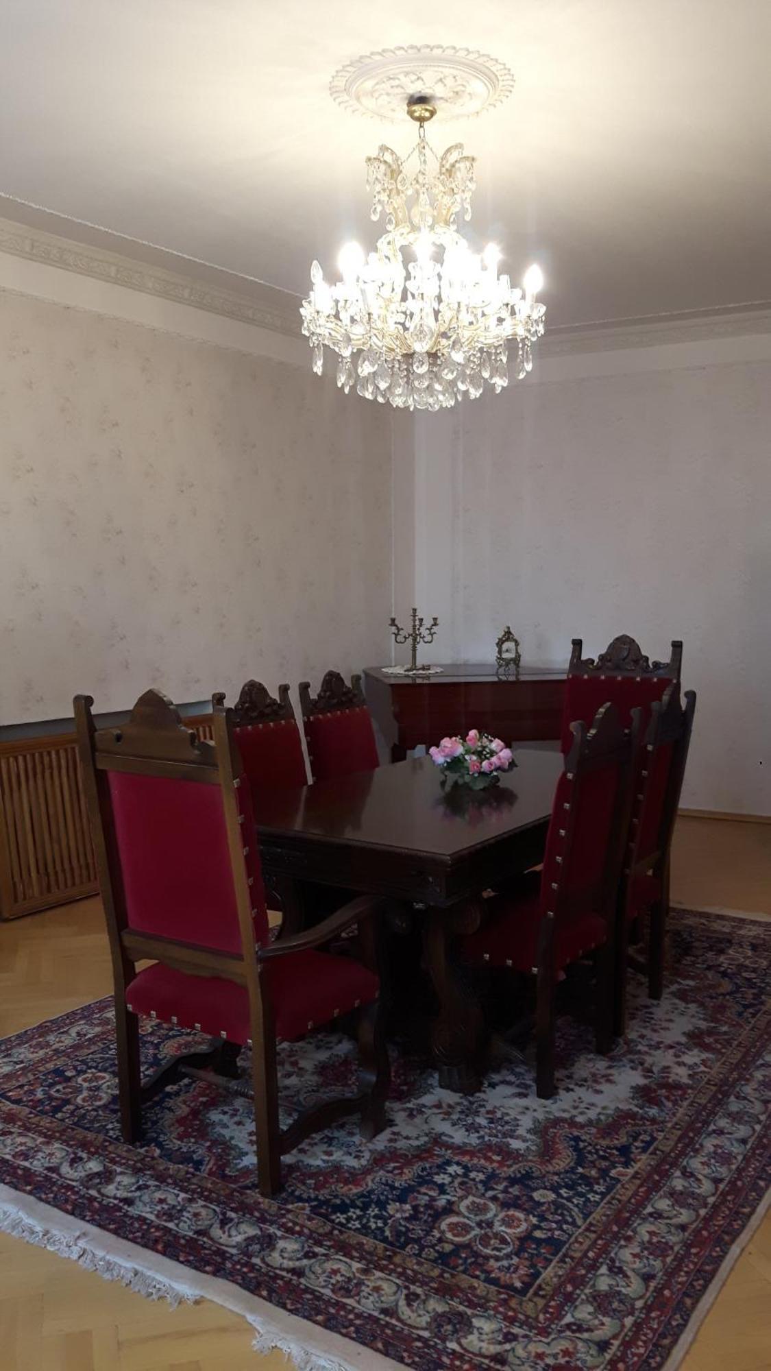 Guli Hotel Gori Luaran gambar