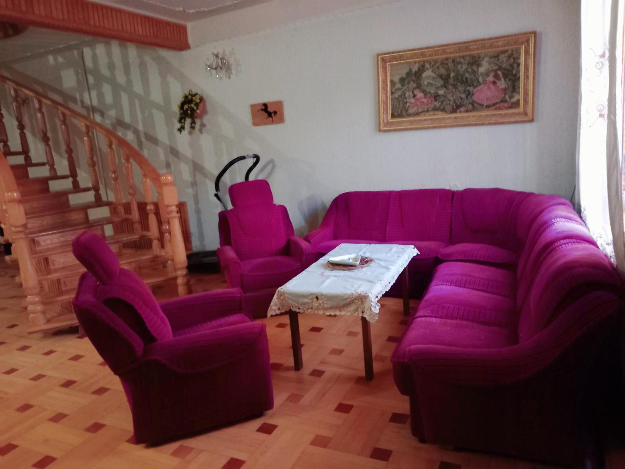 Guli Hotel Gori Luaran gambar